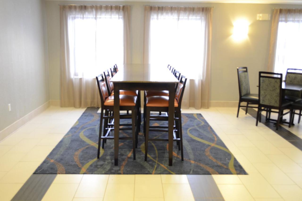 Holiday Inn Express Hotels Biddeford By Ihg Exterior foto